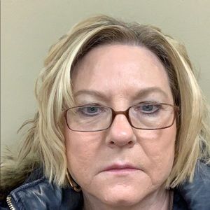 Meet your Posher, Chrystal